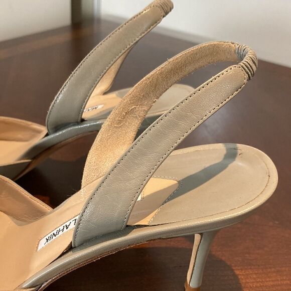 Authentic Manolo Blahnik Grey Sz 39 Sling backs - Picture 12 of 17